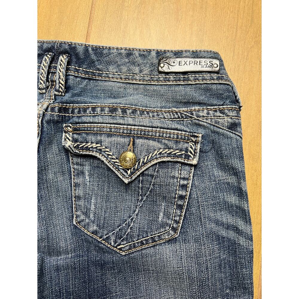 Express Jeans Women’s Sz 8r boot Low rise Distressed Embroidered Y2K 30x31 - Picture 11 of 13